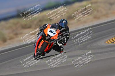 media/Sep-11-2022-SoCal Trackdays (Sun) [[81b7e951af]]/Turn 16 (945am)/